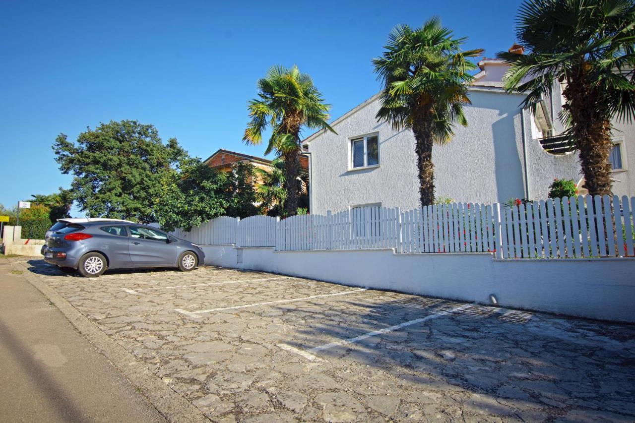 Apartments Vila Marinela 波雷奇 外观 照片