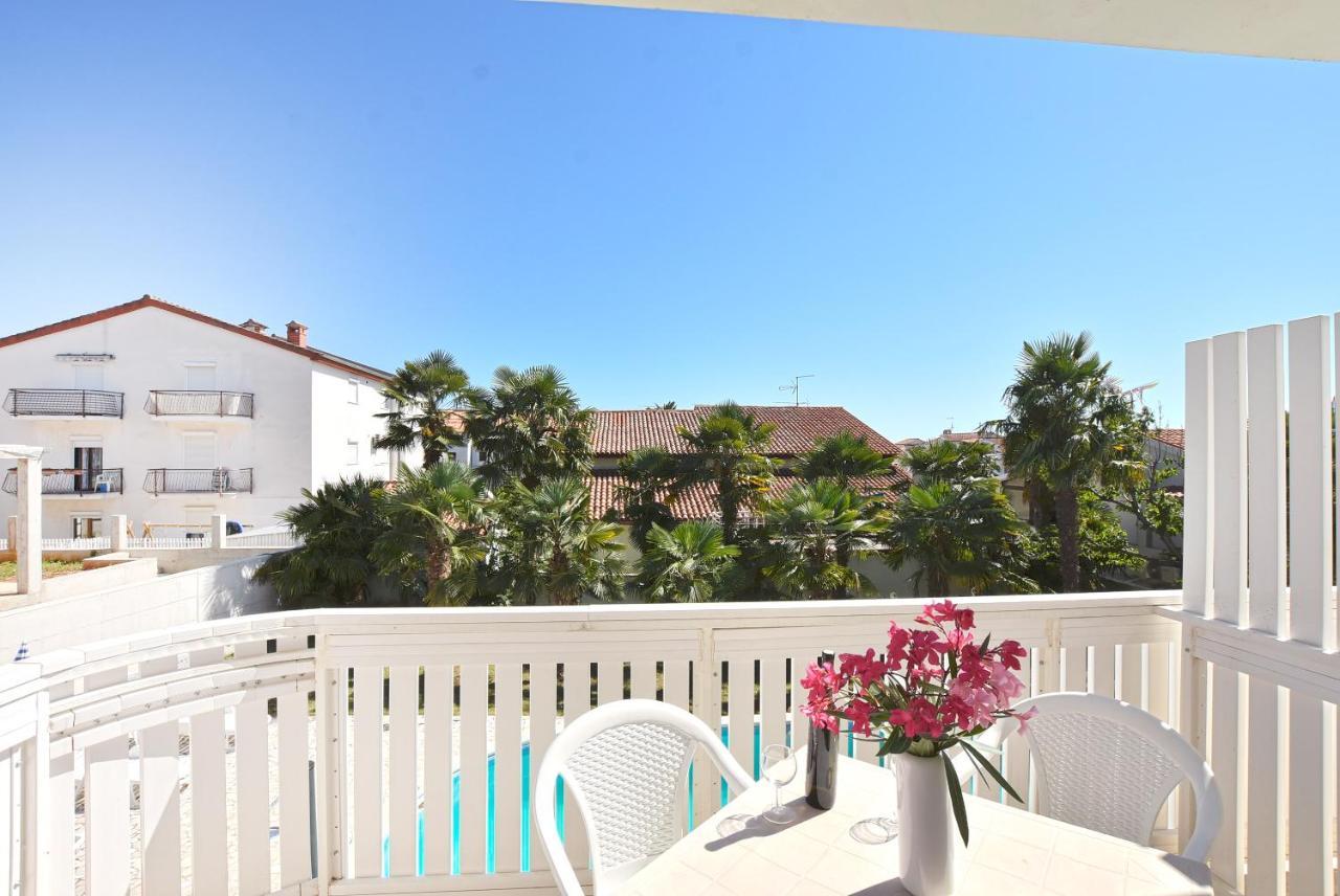 Apartments Vila Marinela 波雷奇 外观 照片