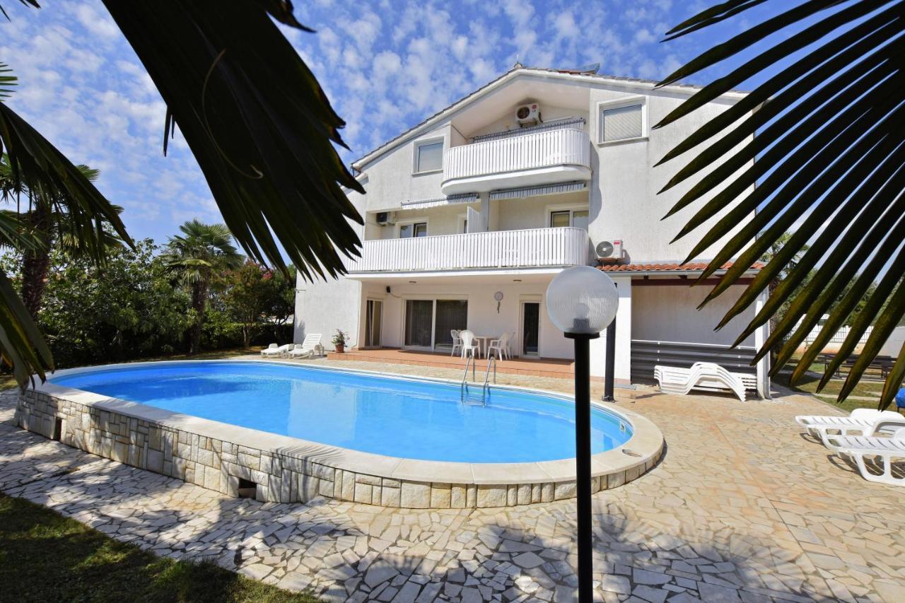 Apartments Vila Marinela 波雷奇 外观 照片